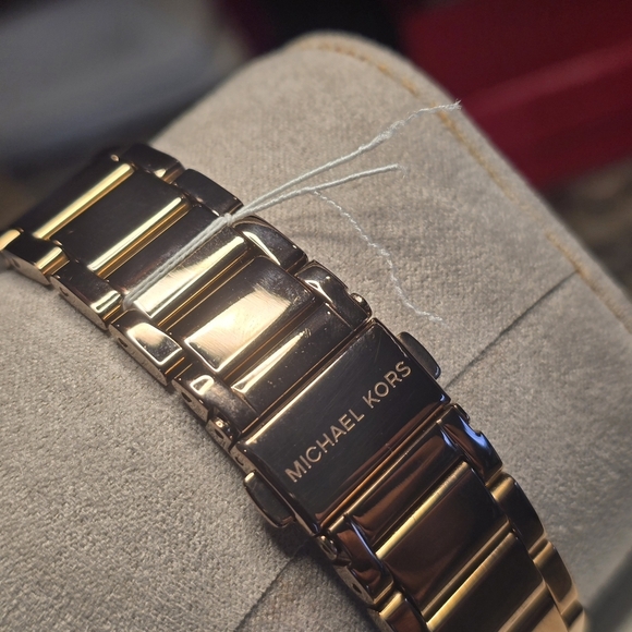 Michael Kors Gold and Crystal Watch - Picture 10 of 10
